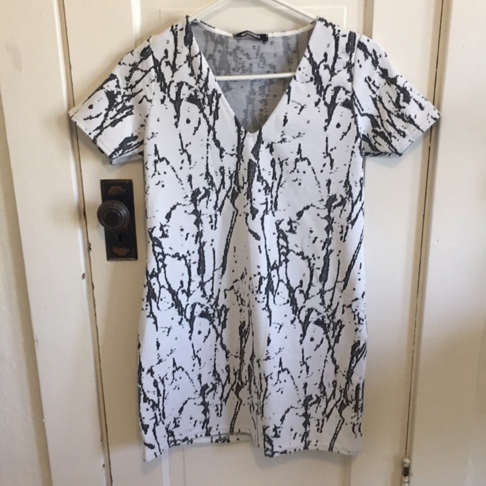 Stylish marble print mini dress